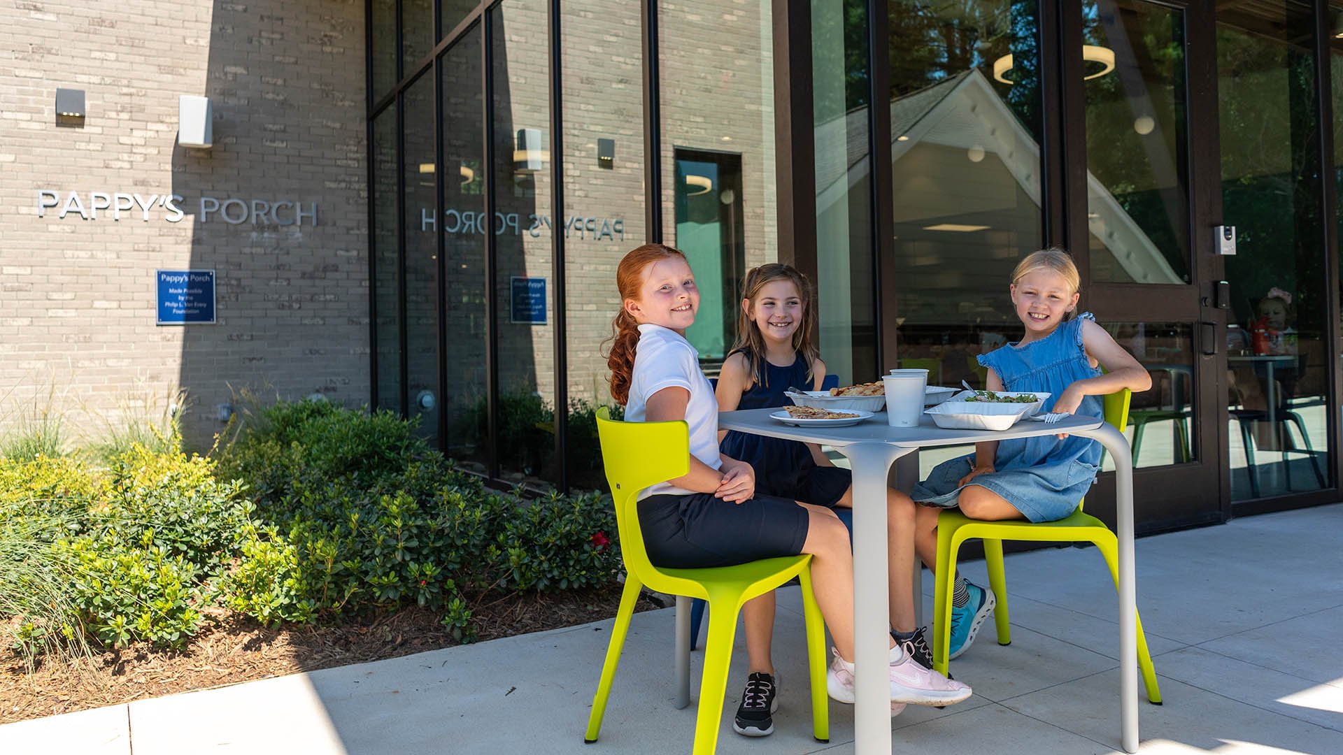 Children dining on Pappy's Porch